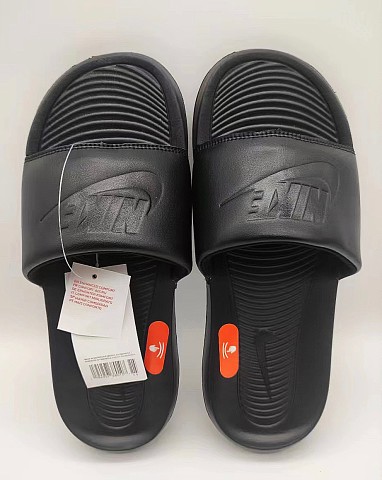 Nike Slipper-312