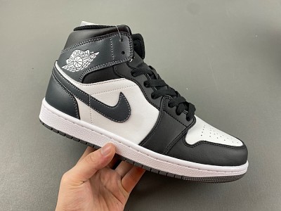 Jordan 1 AAAA-069