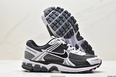 Nike Zoon Vomero-004