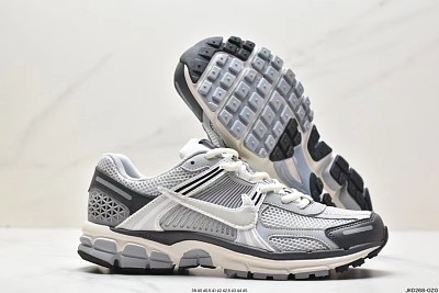 Nike Zoon Vomero-009