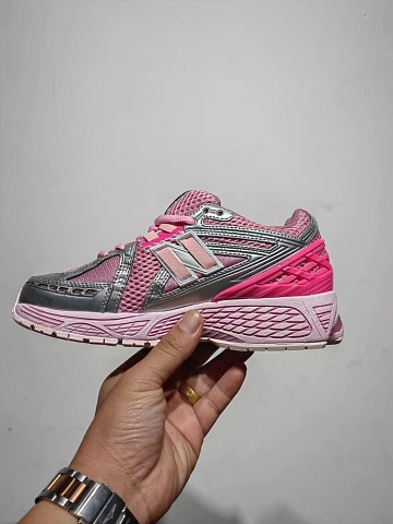 NB Shoes 1906-120