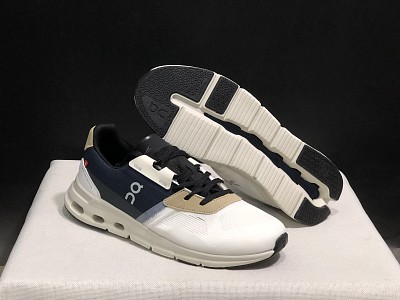 On Cloud Shoes-023
