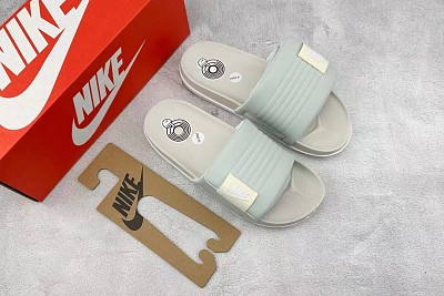 Nike Slipper-127