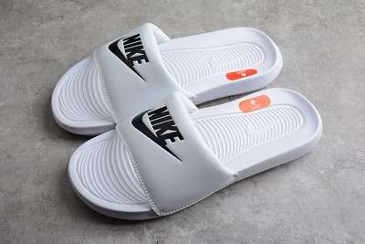 Nike Slipper-181