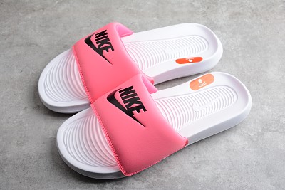 Nike Slipper-182
