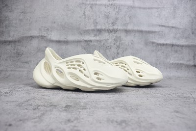 Yeezy Slipper-031