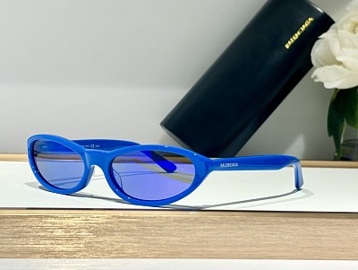 Balenciag Glasses-288