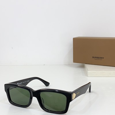 Burbery Glasses-124