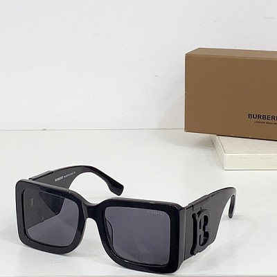 Burbery Glasses-186