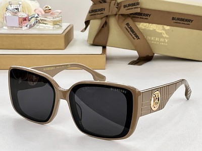 Burbery Glasses-194