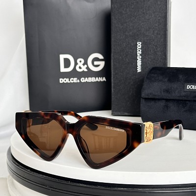 DG Glasses-090