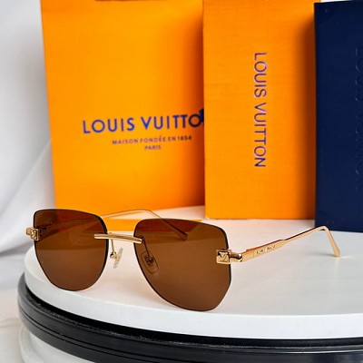 LVV Glasses-534
