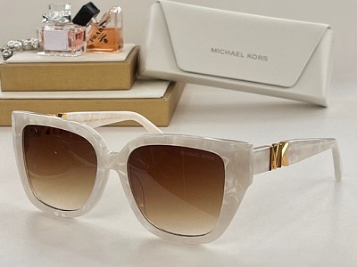 MK Glasses-017