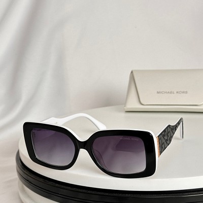 MK Glasses-036