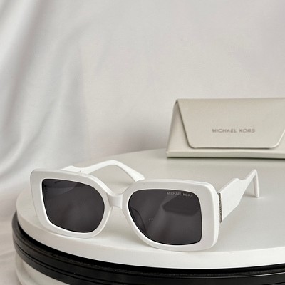 MK Glasses-037