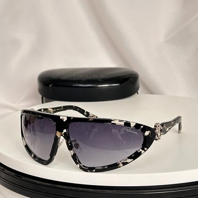 Robert Glasses-196